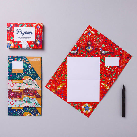 Festive Pigeon Holiday Letter Set