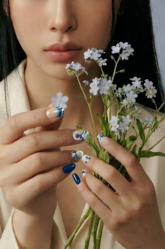 KATSUSHIKA HOKUSAI GREAT WAVE OFF KANAGAWA – SQUARE PRESS-ON NAILS