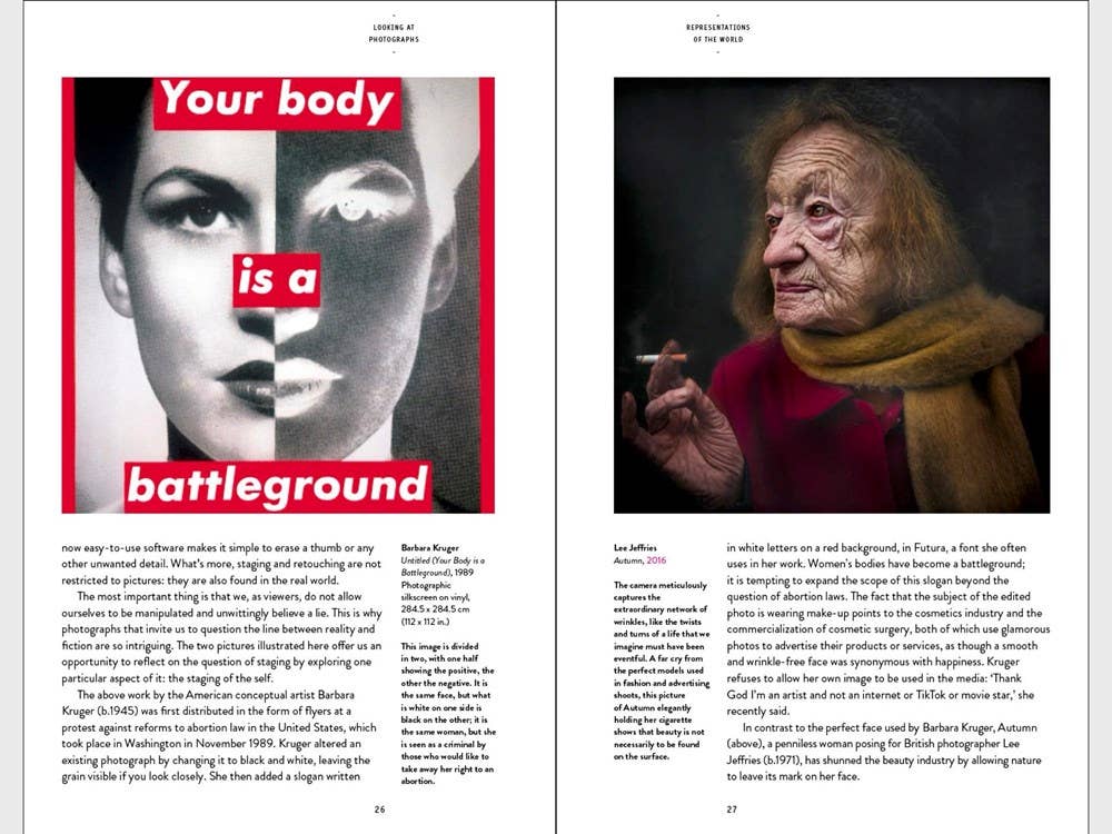 Looking at Photographs (Art Essentials) - Laurent Jullier