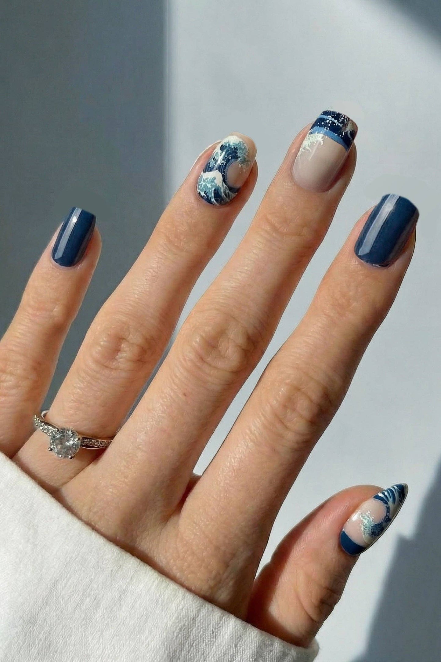 KATSUSHIKA HOKUSAI GREAT WAVE OFF KANAGAWA – SQUARE PRESS-ON NAILS